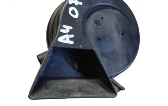 Audi A4 S4 B7 8E 8H Horn signal 8E0951223C