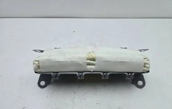 Toyota Auris E180 Knee airbag TG11D01002 2J0276115