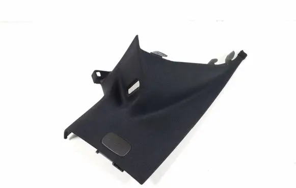 (D)pillar trim (top)