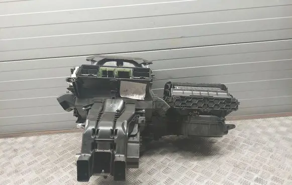 Volkswagen Tiguan Allspace Interior heater climate box assembly 5QM816002J