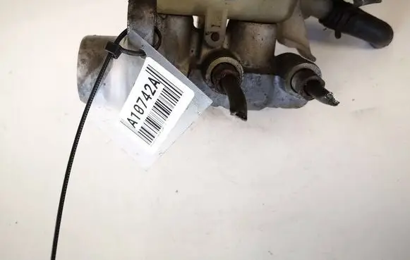 Master brake cylinder