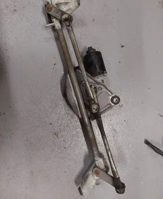 Toyota RAV 4 (XA20) Front wiper linkage and motor 8511042130 1592004842