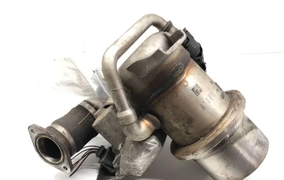 Skoda Rapid (NH) EGR valve cooler 04L131512AG