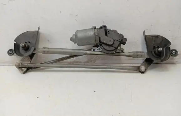 Mitsubishi Outlander Front wiper linkage and motor 1593003462