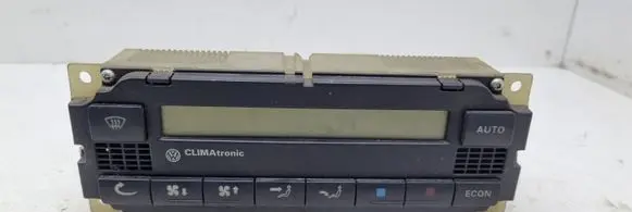 Volkswagen PASSAT B5 Climate control unit 1J1907044