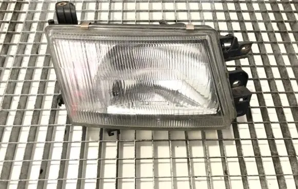 Subaru Forester SF Headlight/headlamp
