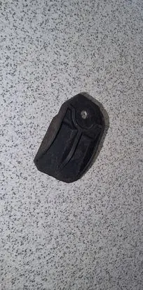 BMW 5 E39 Radiator mount bracket 17111740315 1740315