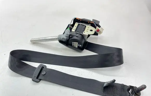 Volvo V60 Middle seatbelt (rear) 39818867 6168120L0A