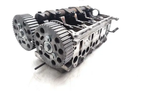 Volkswagen Golf Cross Engine head 03G103373A