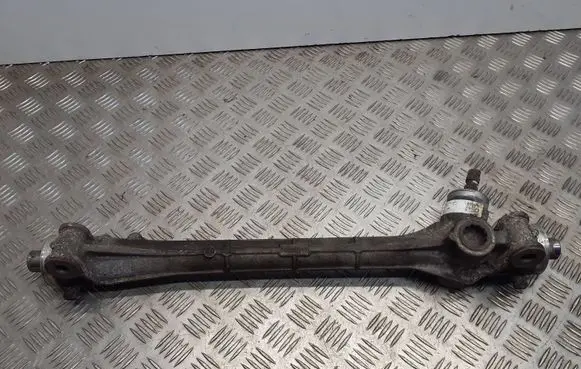 Toyota Avensis T270 Steering rack
