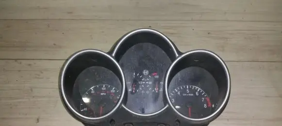 Alfa Romeo 147 Speedometer (instrument cluster) 735290186 0104030315