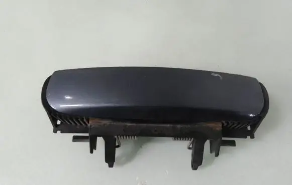 Audi A4 S4 B7 8E 8H Rear door exterior handle 