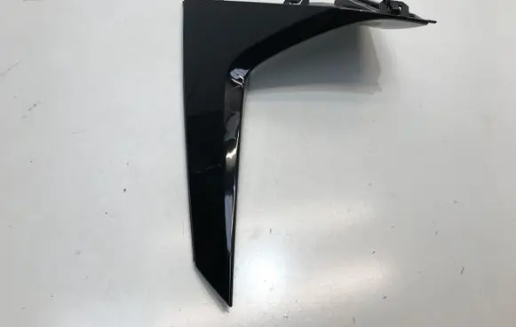 Nissan Qashqai J12 Rear window tailgate spoiler 900106UA0A