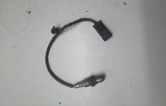 BMW X1 F48 F49 Lambda probe sensor 8572800 620071E 0281004432