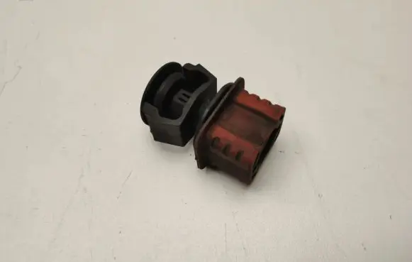 Mercedes-Benz S W222 Radiator mount bracket A0009912195