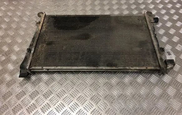 Mercedes-Benz A W168 Coolant radiator A1685001702