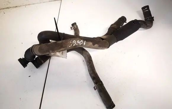 Engine coolant pipe/hose