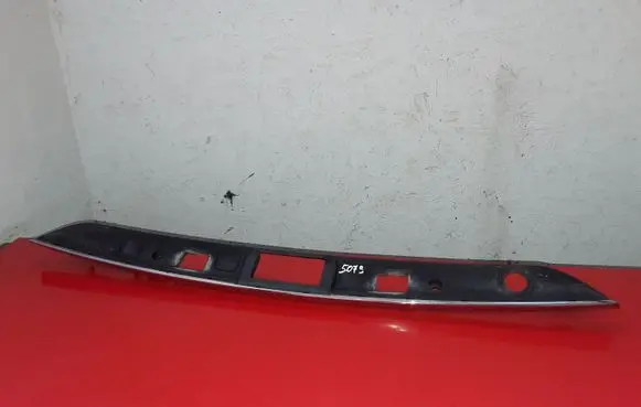 Mercedes-Benz C W204 Trunk door license plate light bar NOCODE