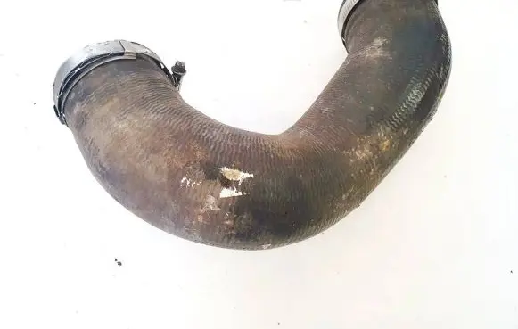Audi Q7 4L Intercooler hose/pipe 7l6145972e