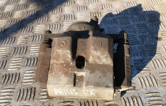 Toyota Prius (XW30) Front brake caliper