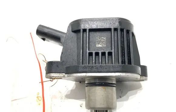Volkswagen Golf VII Camshaft position sensor 04E906048A