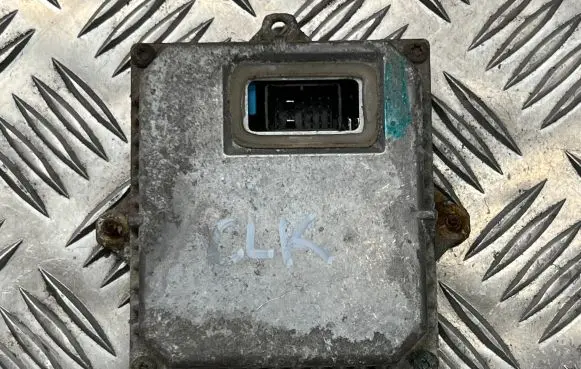 Mercedes-Benz CLK A209 C209 Headlight ballast module Xenon 1307329074 19FM0910 2285510600