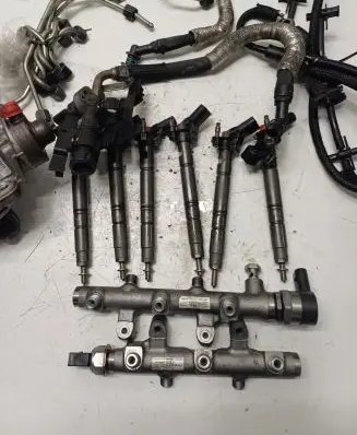 Audi A7 S7 4G Fuel injection system set 059130755CG 0445010806 059130277CK