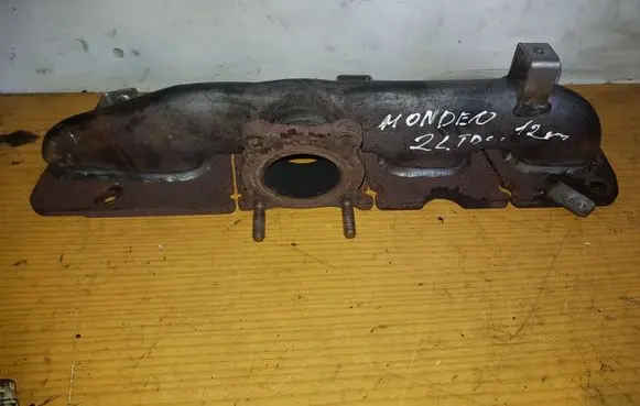 Ford Mondeo MK IV Exhaust manifold 9671093680
