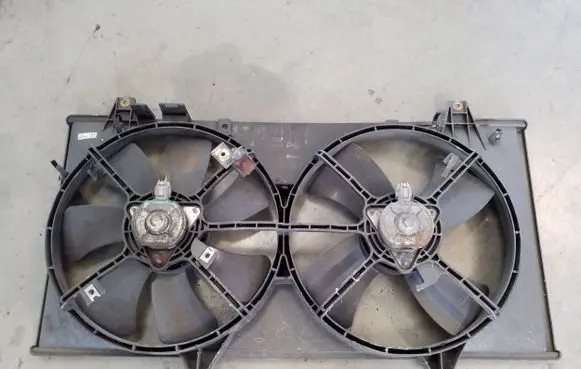 Mazda 6 Radiator cooling fan shroud L329