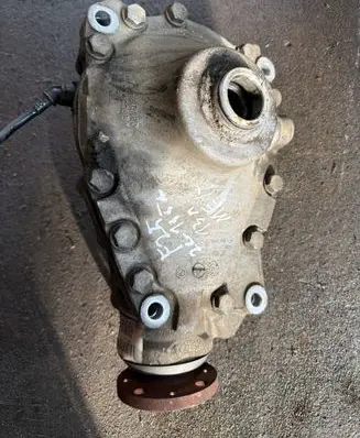 BMW X3 F25 Front differential 7592001 0012121200410002 EAF95Z373