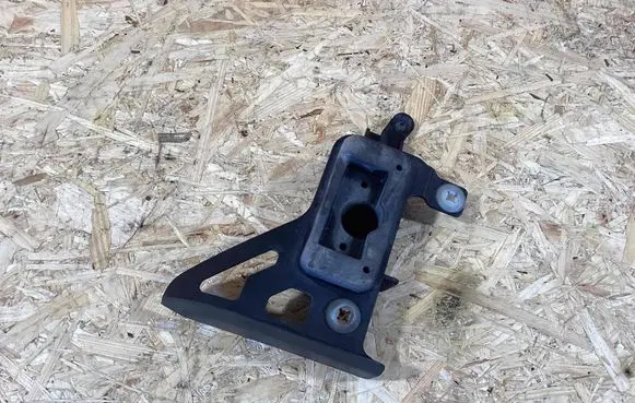 Porsche Cayenne (9Y0 9Y3) Front shock absorber mounting bracket 958559829009B9 7p5802829a
