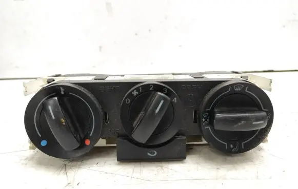 Volkswagen Polo III 6N 6N2 6NF Climate control unit 6Q0819445