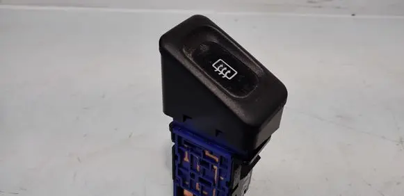 Nissan Patrol Y61 Windscreen/window heater switch 06016