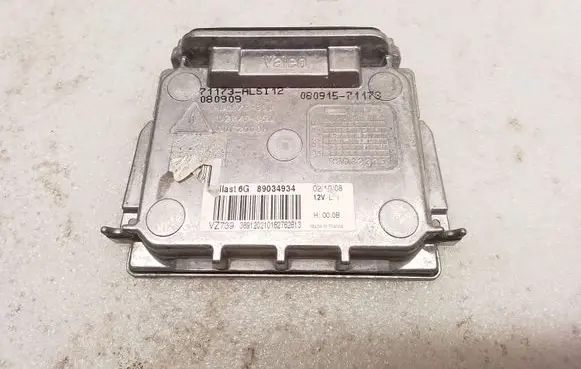 Volkswagen PASSAT B6 Headlight ballast module Xenon 89034934
