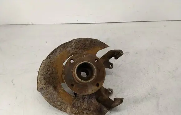 Volkswagen Golf II Front wheel hub spindle knuckle