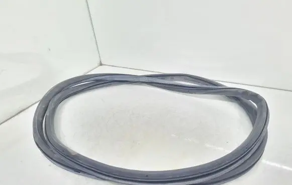 Audi A6 S6 C6 4F Front door rubber seal 