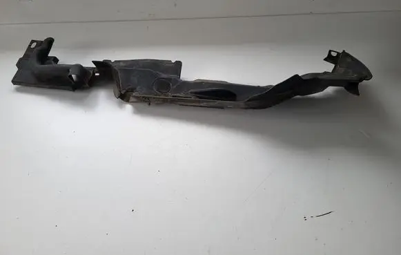 Audi A5 Fender end trim 
