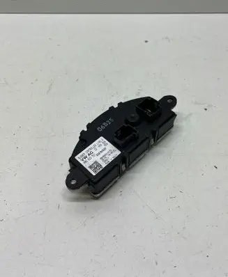 Audi Q8 Heater blower motor/fan resistor 4M0820521 MB4998000152