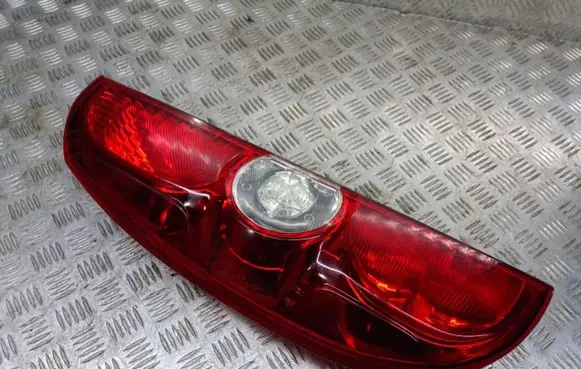 Opel Combo D Rear/tail lights