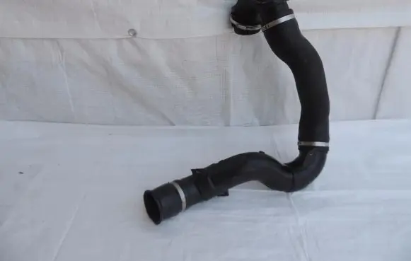 Opel Insignia A Intercooler hose/pipe 2003513C