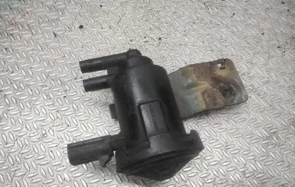 Chrysler Pacifica Vacuum valve 