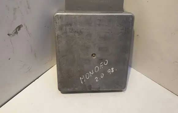 Ford Mondeo MK II Engine control unit/module 97BB12A650SD