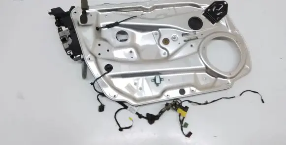 Mercedes-Benz GLK (X204) Front window lifting mechanism without motor 981692105 A2045405413