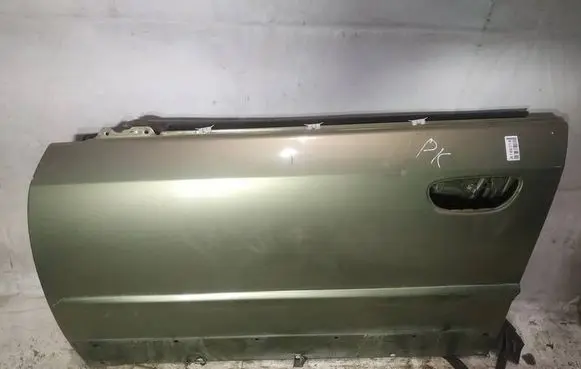 Subaru Impreza III Front door