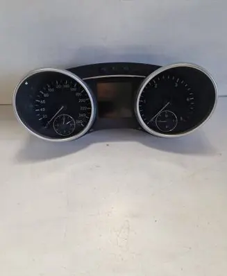 Mercedes-Benz ML W164 Speedometer (instrument cluster) A1645403347