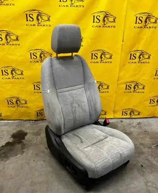 Land Rover Evoque II Front passenger seat 