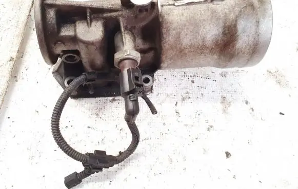Volkswagen PASSAT B6 Oil filter cover 045115389k 218707