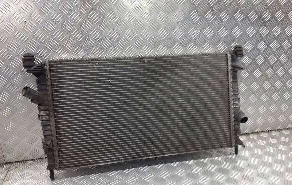 Ford Focus Coolant radiator