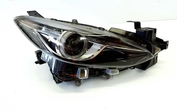 Mazda 3 II Headlight/headlamp BHN351030 BHT551030
