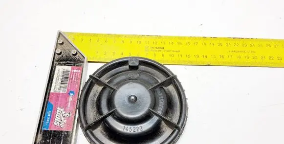 Mitsubishi Carisma Headlight/headlamp dust cover 145222